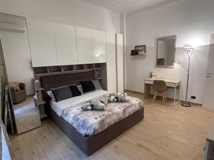 Nel Quartiere Bayres Suite Completamente Rinnovata Milan Luaran gambar