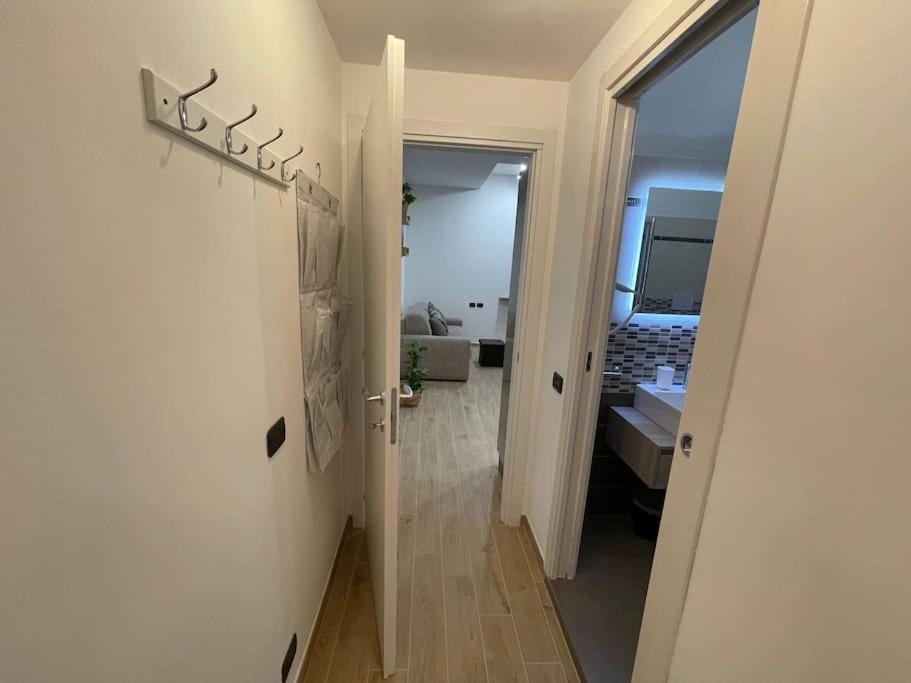 Nel Quartiere Bayres Suite Completamente Rinnovata Milan Luaran gambar